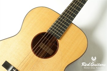 Model OM. Sitka Spruce/African Mahogany